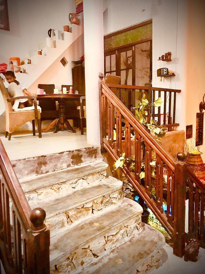 אונה ואטונה Pearl Villa Rooms And Hostel מראה חיצוני תמונה