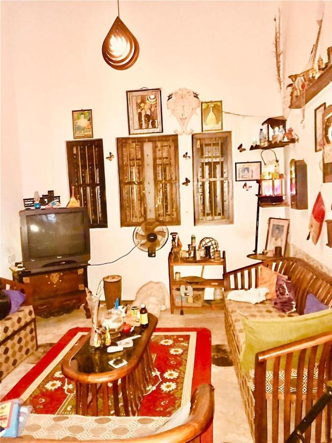 אונה ואטונה Pearl Villa Rooms And Hostel מראה חיצוני תמונה