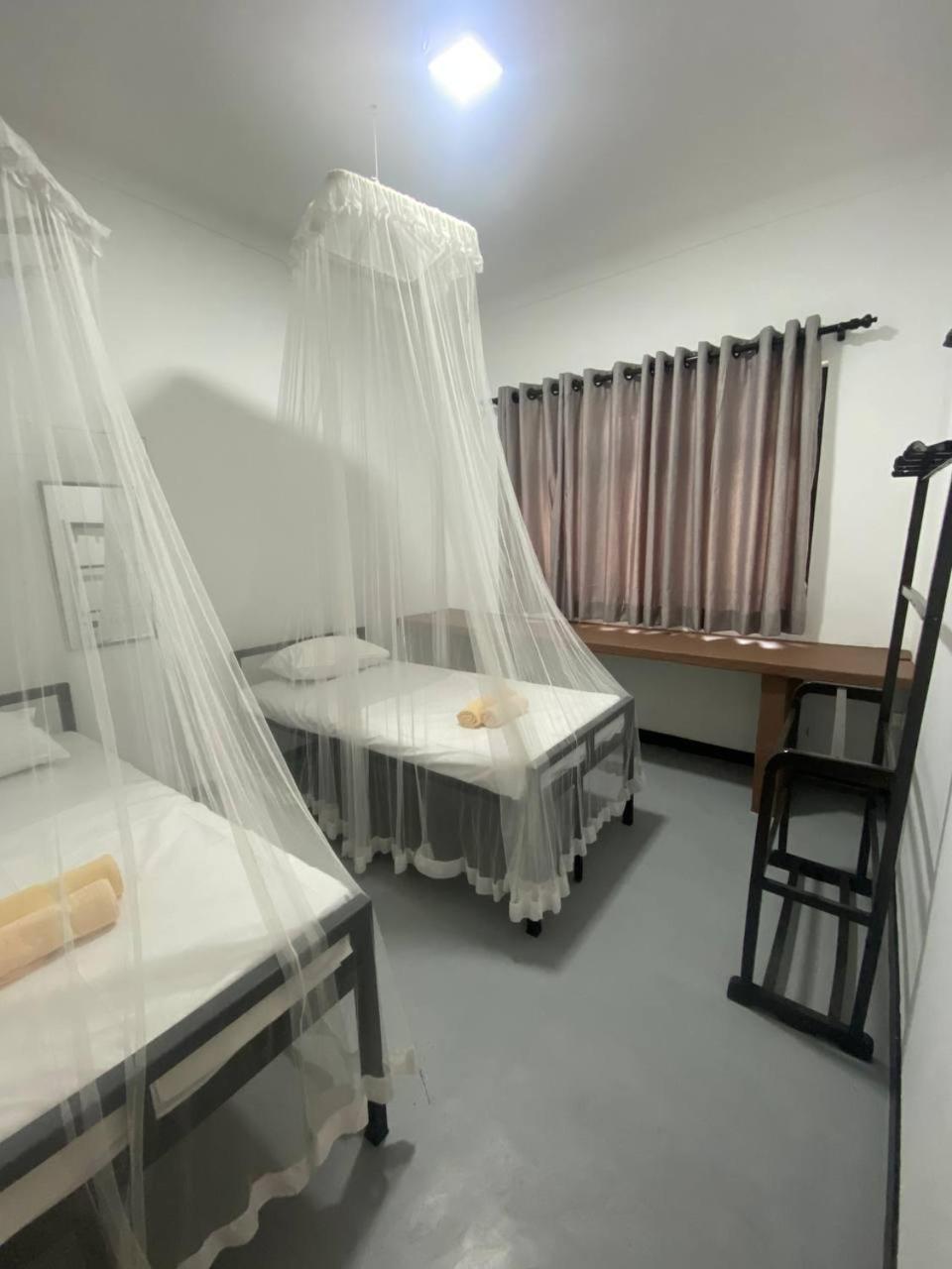 אונה ואטונה Pearl Villa Rooms And Hostel מראה חיצוני תמונה
