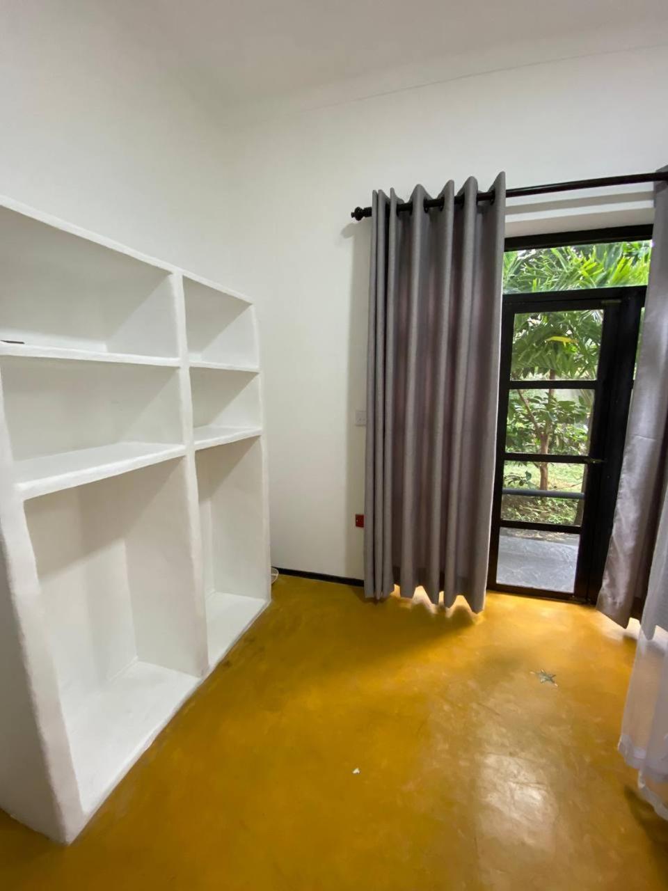 אונה ואטונה Pearl Villa Rooms And Hostel מראה חיצוני תמונה