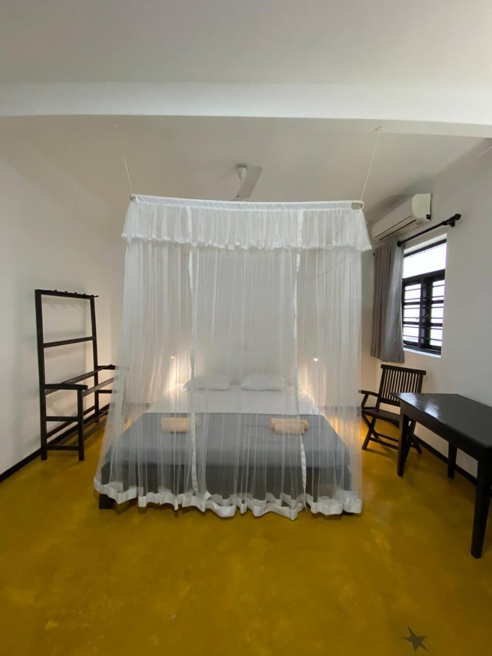 אונה ואטונה Pearl Villa Rooms And Hostel מראה חיצוני תמונה