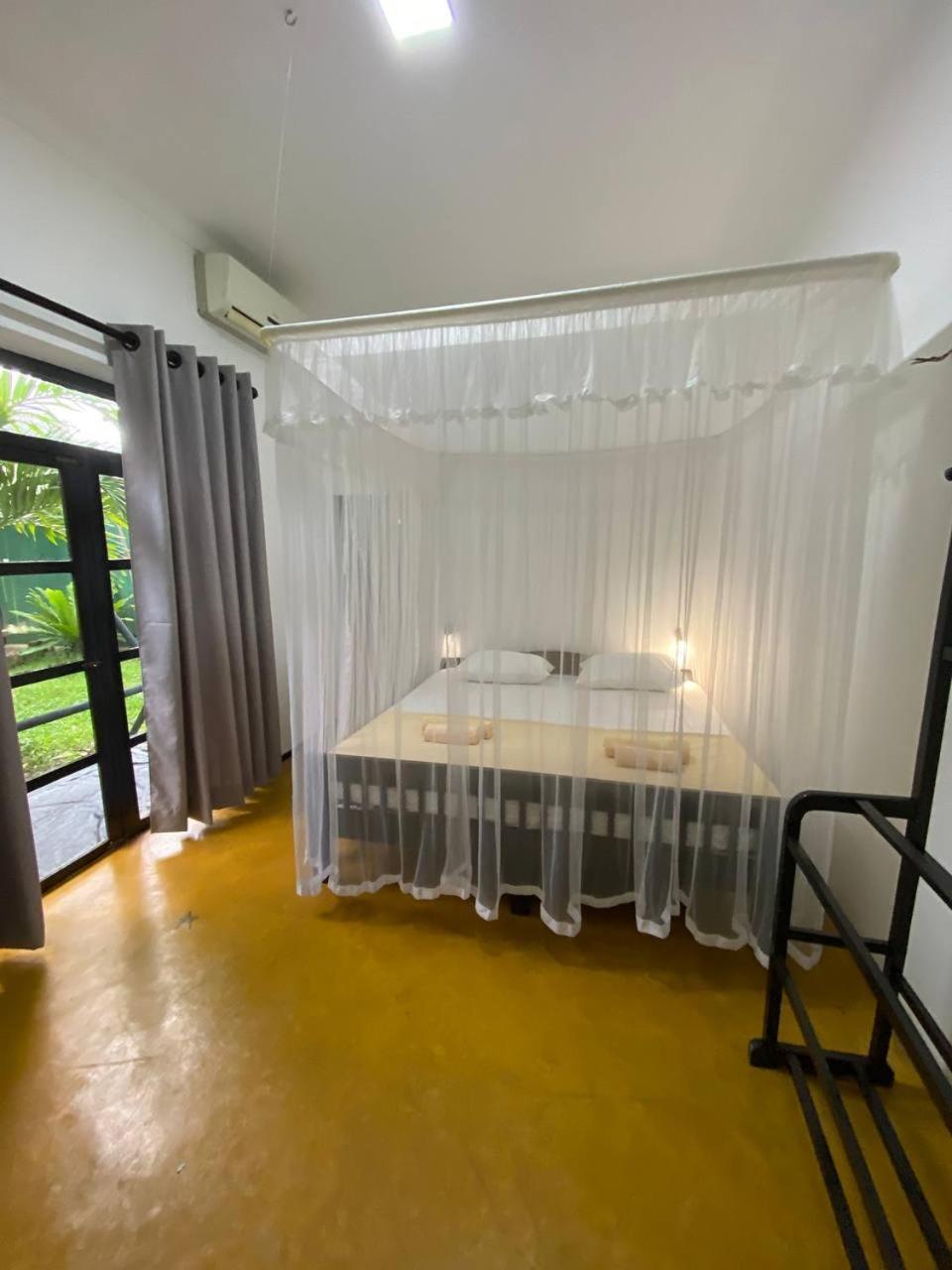 אונה ואטונה Pearl Villa Rooms And Hostel מראה חיצוני תמונה